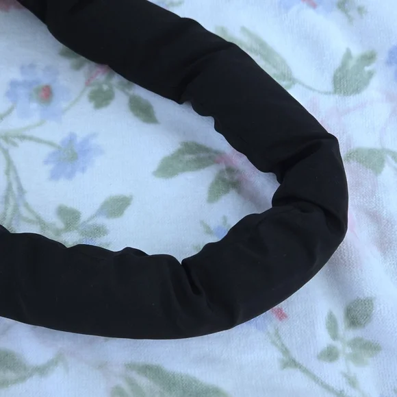 BearPaw Black🖤 Shoulder Bag👜 - NWT - Picture 11 of 15